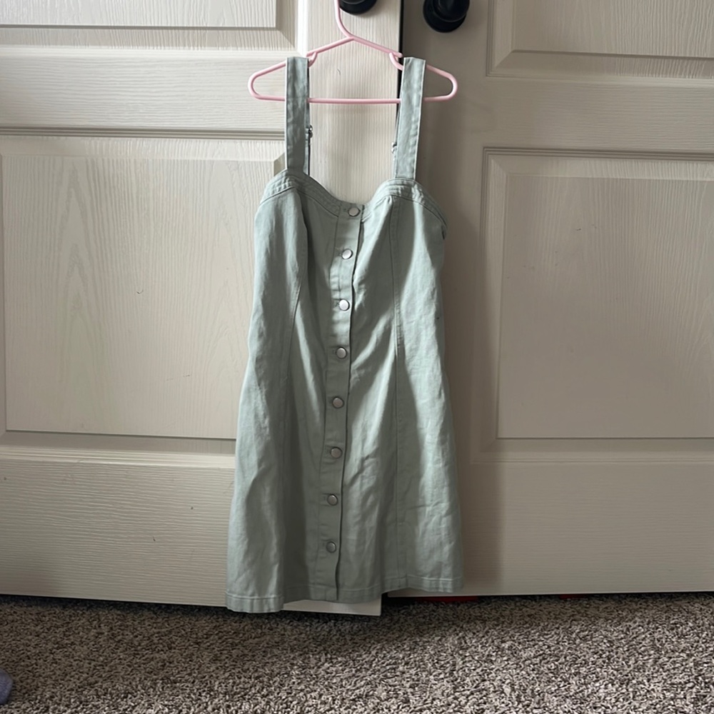 In great condition worn maybe once or twice and no flaws